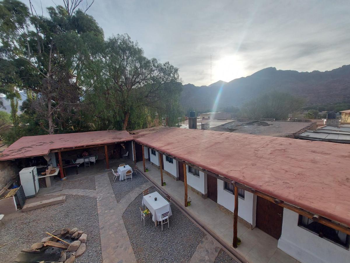 Arbol Tilcara Hostel ภายนอก รูปภาพ