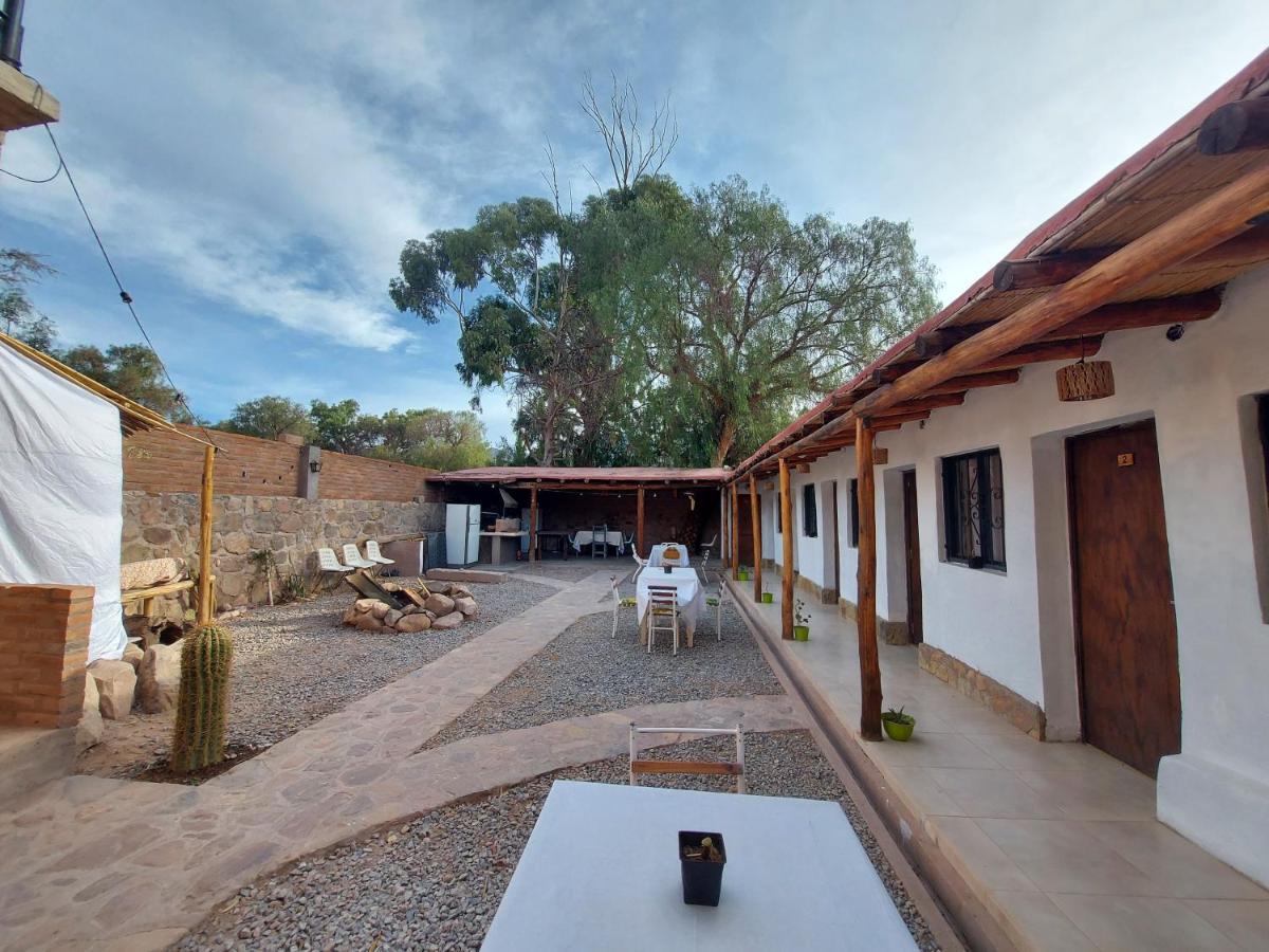 Arbol Tilcara Hostel ภายนอก รูปภาพ